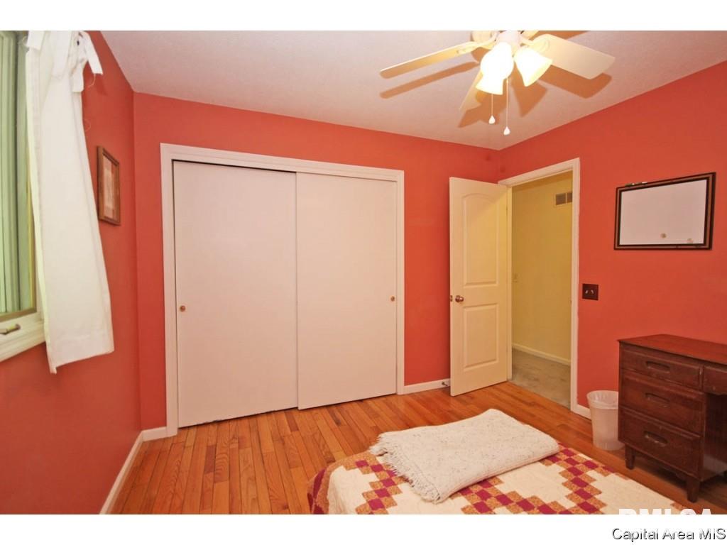 855 Independence Springfield, IL 62702 - Photo 19 of 36