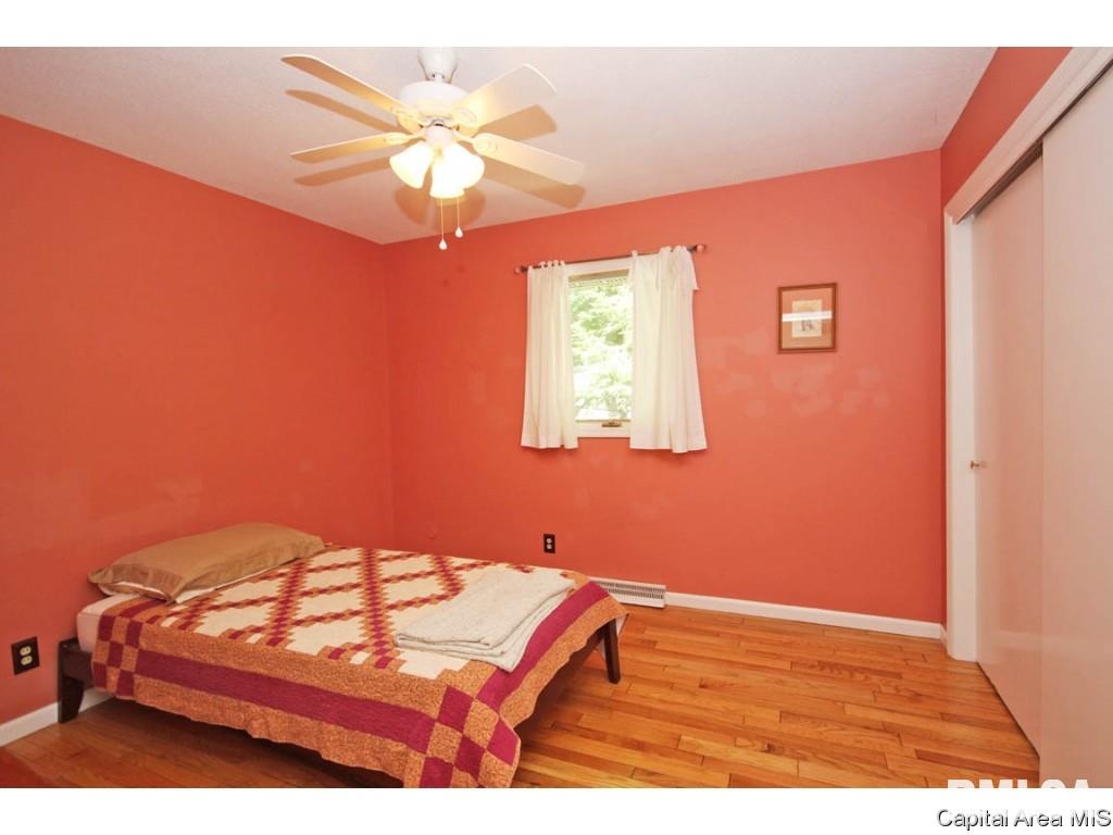 855 Independence Springfield, IL 62702 - Photo 20 of 36