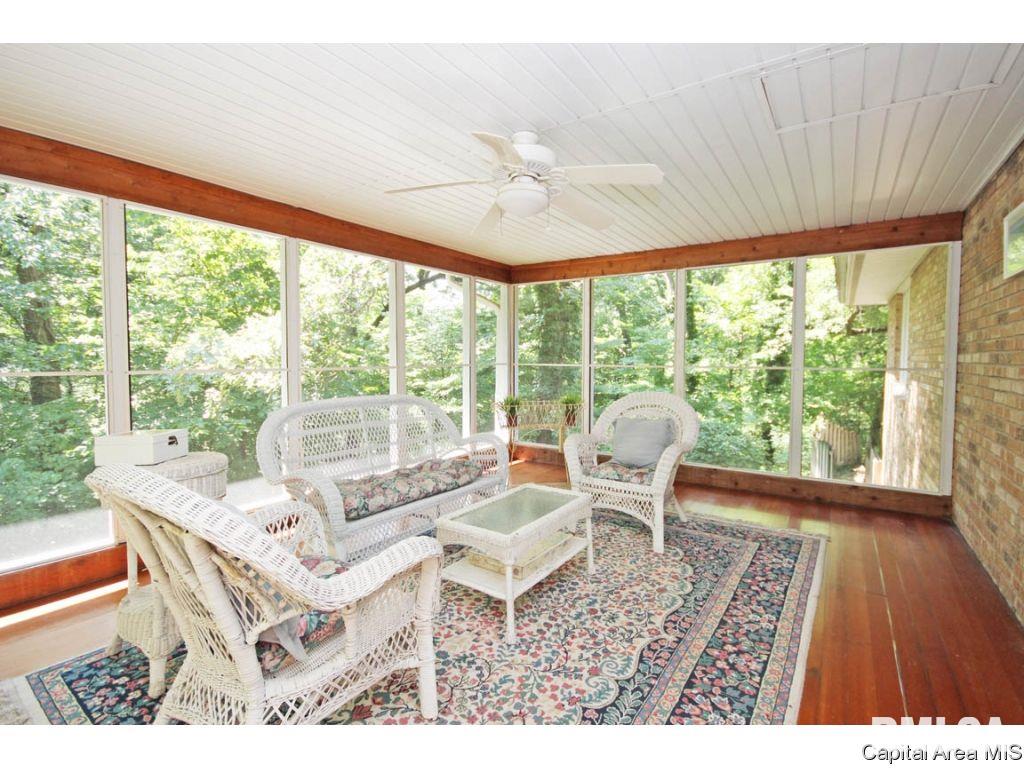 855 Independence Springfield, IL 62702 - Photo 28 of 36