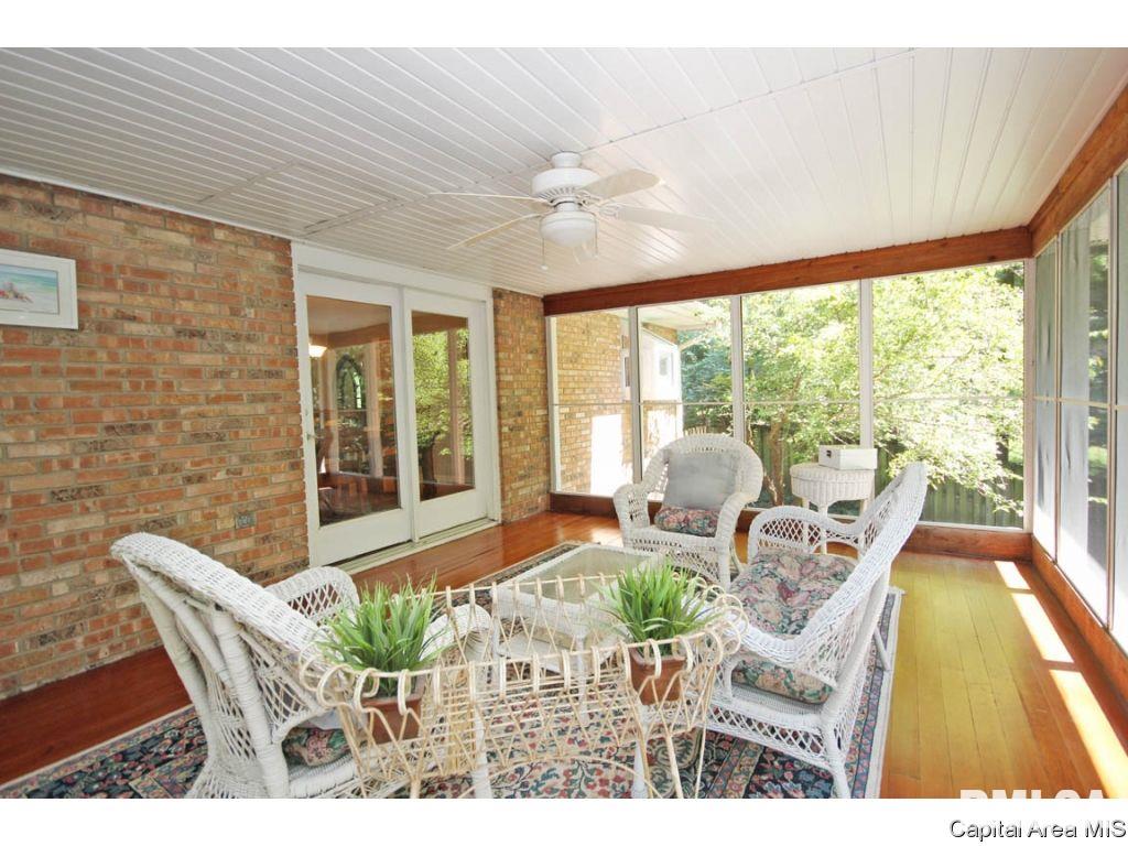 855 Independence Springfield, IL 62702 - Photo 29 of 36