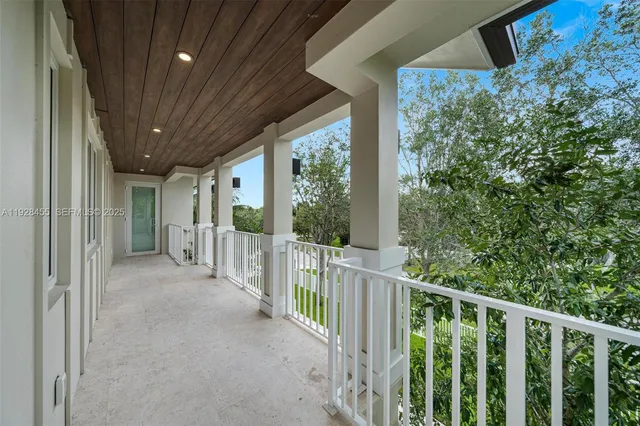 $6,900,000 | 7220 Southwest 125th Street, Pinecrest, FL 33156