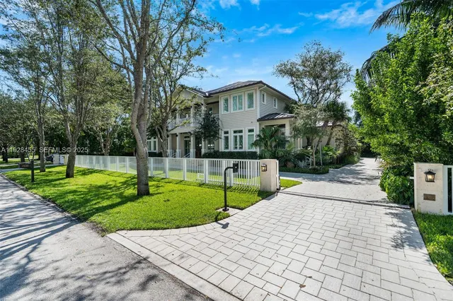 $6,900,000 | 7220 Southwest 125th Street, Pinecrest, FL 33156