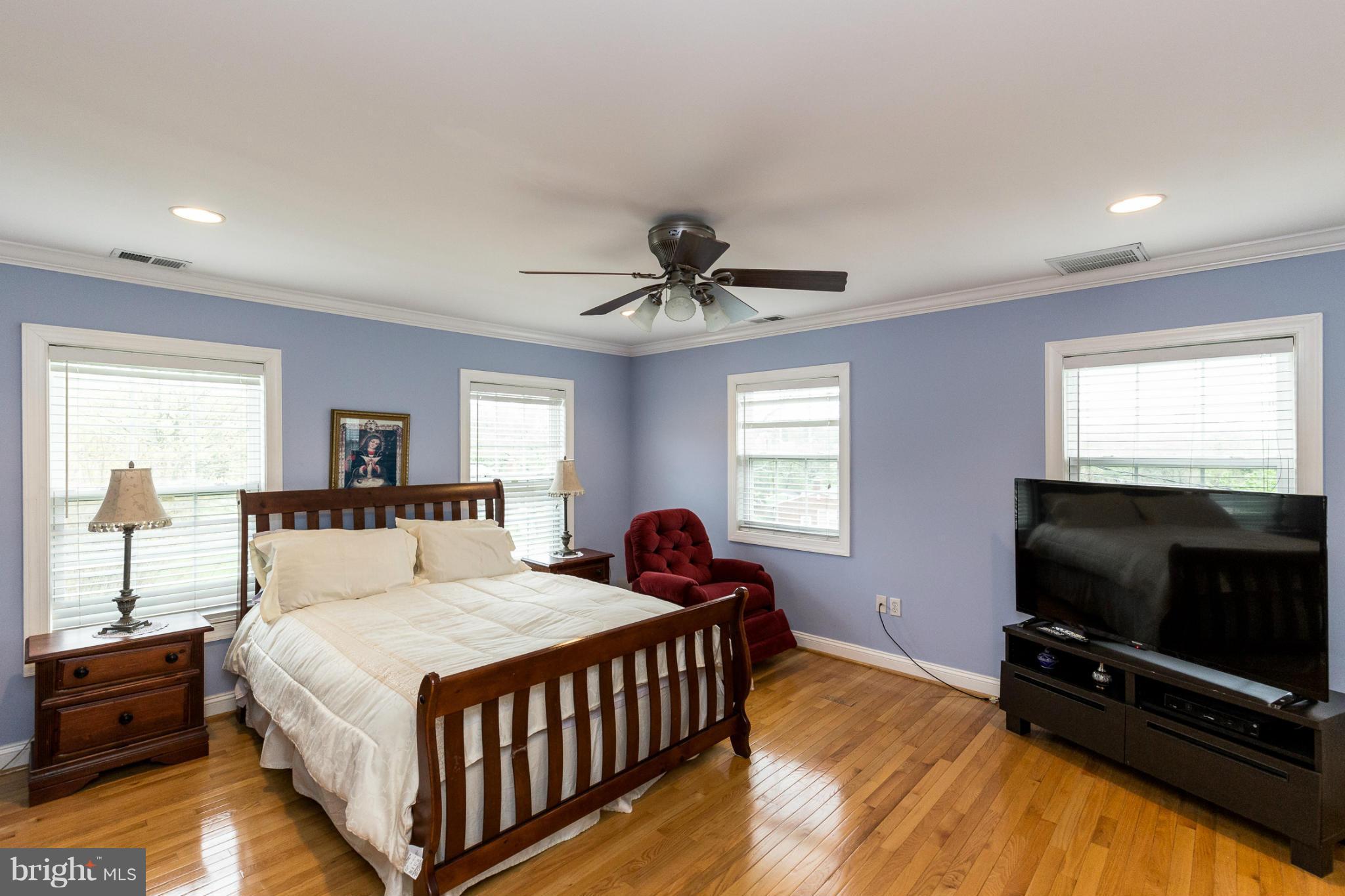 9000 Adelphi Road Adelphi, MD 20783 - Photo 16 of 30 Bedroom (Master)