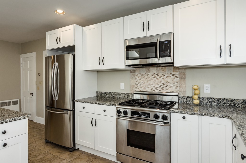 26 Preble Gardens Road Belmont, MA 02478 - Photo 10 of 30 Gallery Image 10