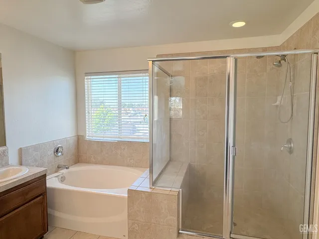 $425,000 | Undisclosed Address, Bakersfield, CA 93311