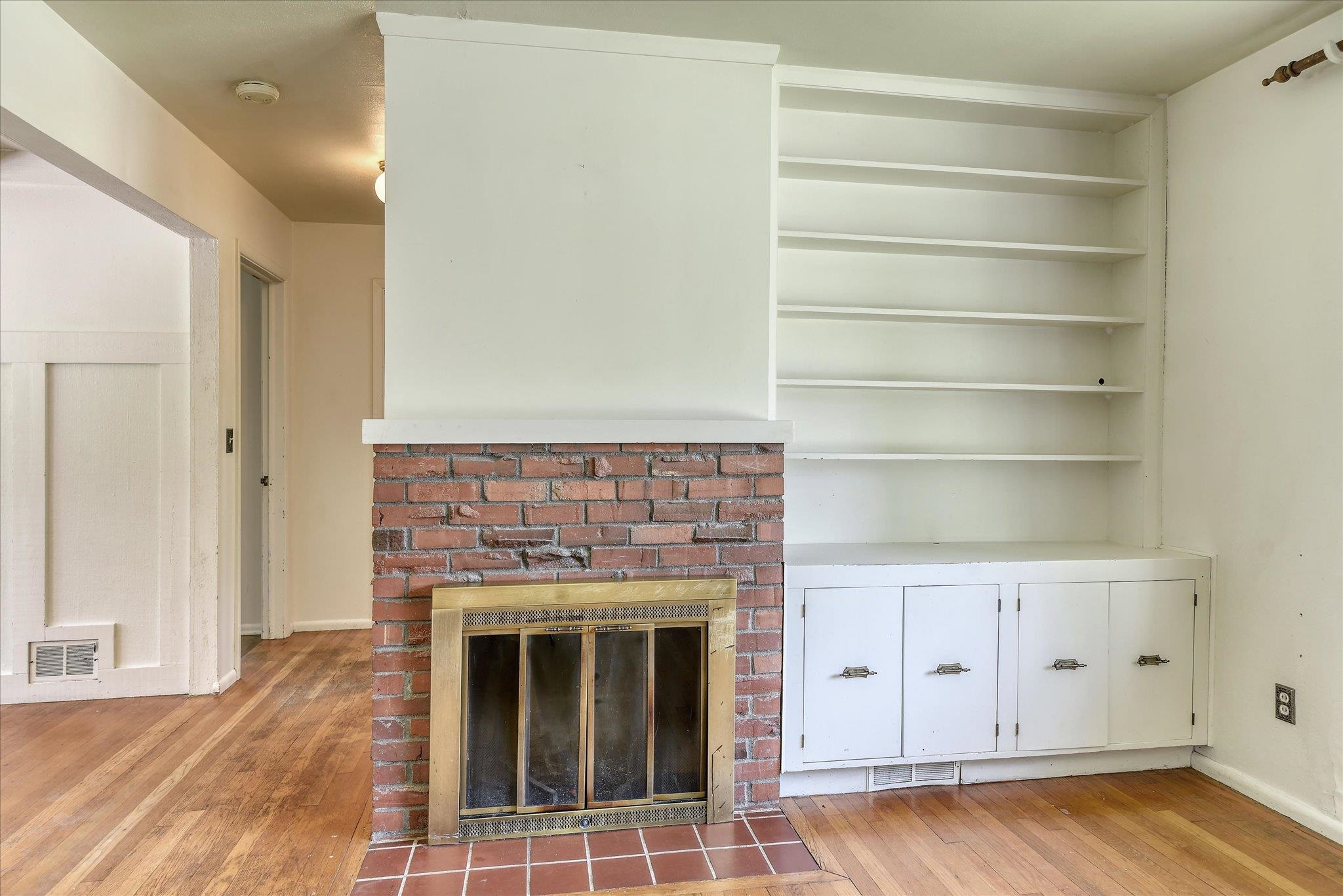 4223 South Hogan Street Spokane, WA 99203 - Photo 7 of 43