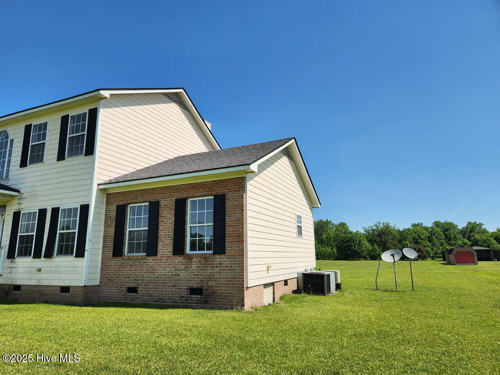 5702 Whichard Road Stokes, NC 27884 - Photo 4 of 26 4 RIGHT