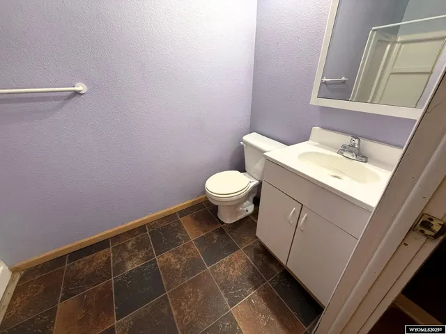 $222,000 | 854 South Street, Wheatland, WY 82201