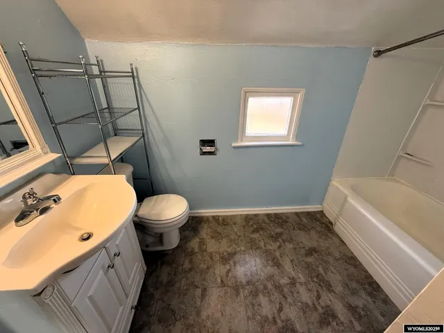 $222,000 | 854 South Street, Wheatland, WY 82201