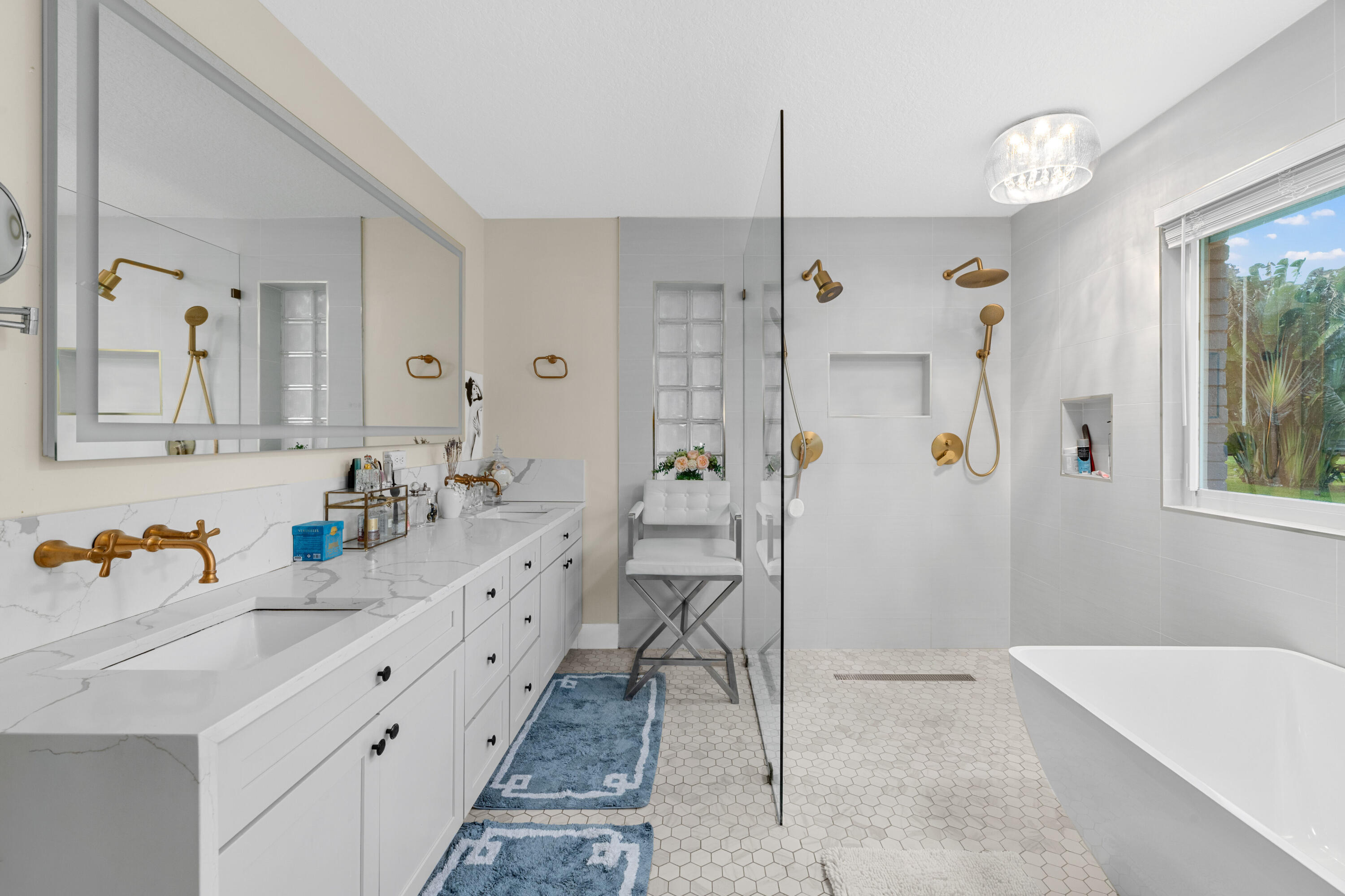 15161 Collecting Canal Road Loxahatchee Groves, FL 33470 - Photo 54 of 69 Primary Bathroom