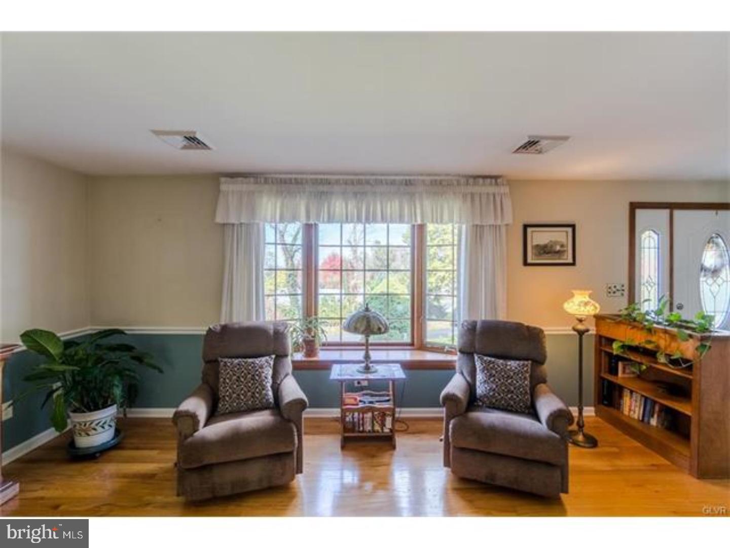 4520 Mill Road Emmaus, PA 18049 - Photo 4 of 25 Gallery Image 4