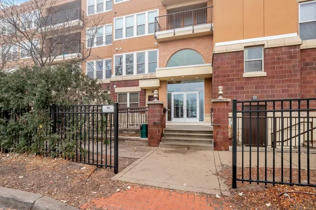 $185,000 | 150 East Burnsville Parkway, Unit 310, Burnsville, MN 55337