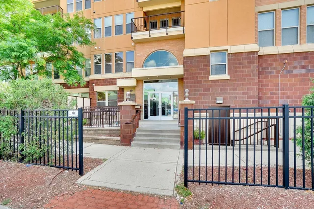 $185,000 | 150 East Burnsville Parkway, Unit 310, Burnsville, MN 55337