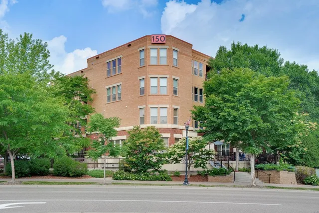 $185,000 | 150 East Burnsville Parkway, Unit 310, Burnsville, MN 55337