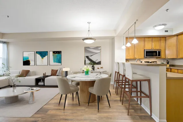 $185,000 | 150 East Burnsville Parkway, Unit 310, Burnsville, MN 55337