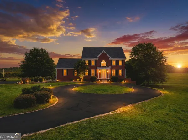 $995,000 | 724 Teamon Road, Griffin, GA 30223