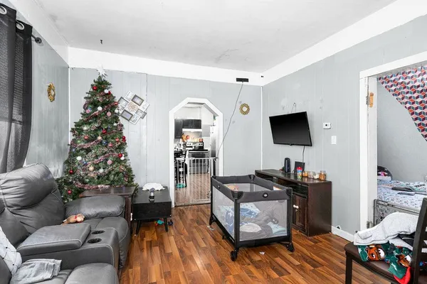 $184,900 | 605 Weeks Avenue, Superior, WI 54880