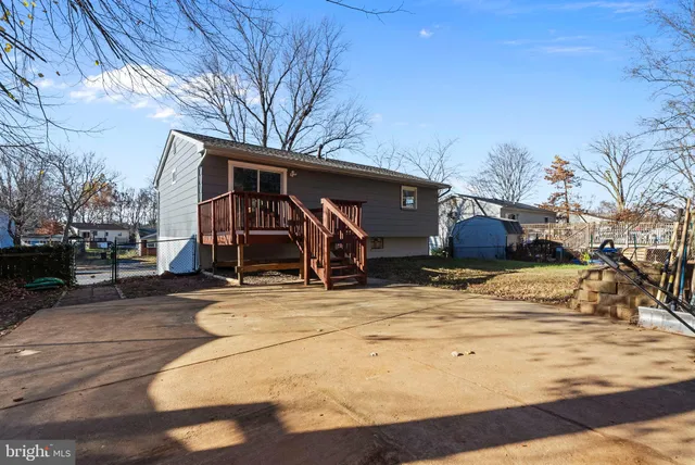 $498,000 | 13421 Hillendale Drive, Woodbridge, VA 22193