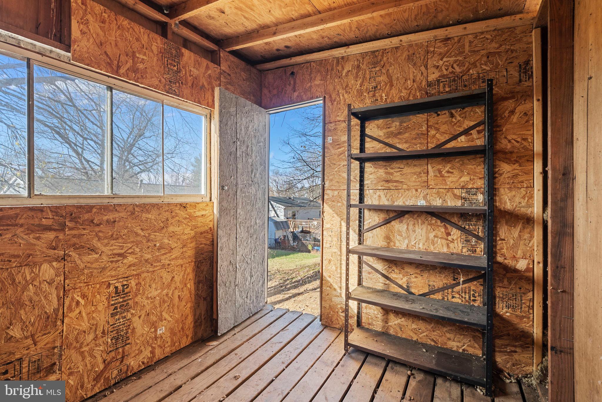 13421 Hillendale Drive Woodbridge, VA 22193 - Photo 18 of 28 a view of a interior of the house