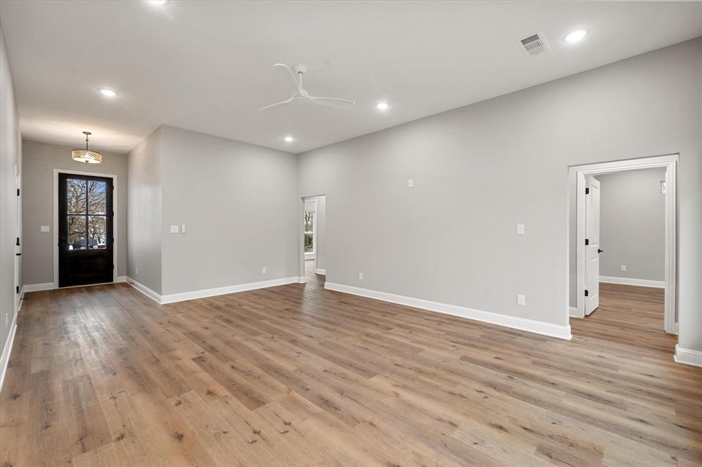 612 Southeast County Road Corsicana, TX 75109 - Photo 5 of 39