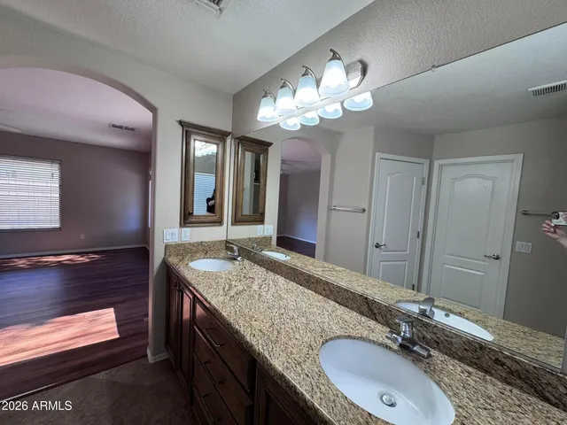 $2,250 | 3439 East Juanita Avenue, Gilbert, AZ 85234