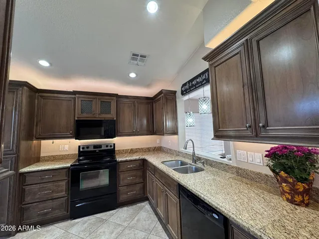 $2,250 | 3439 East Juanita Avenue, Gilbert, AZ 85234