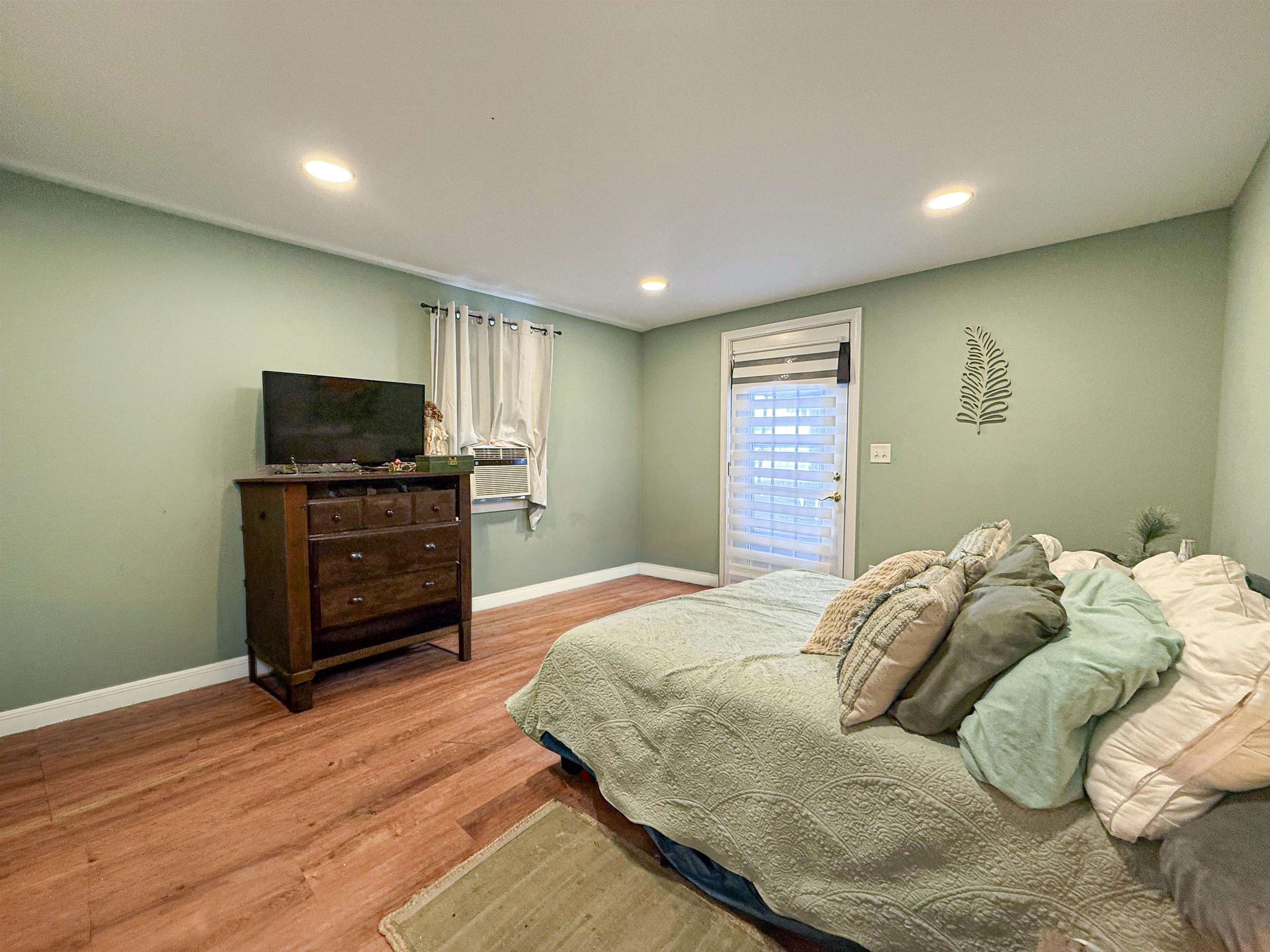 3 Harris Avenue Hampton, NH 03842 - Photo 24 of 31