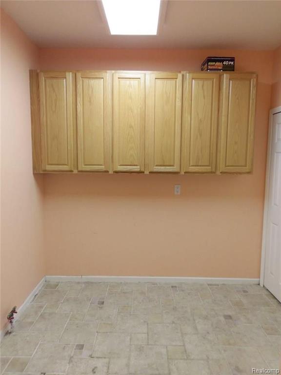 47442 Madison Canton, MI 48188 - Photo 43 of 50