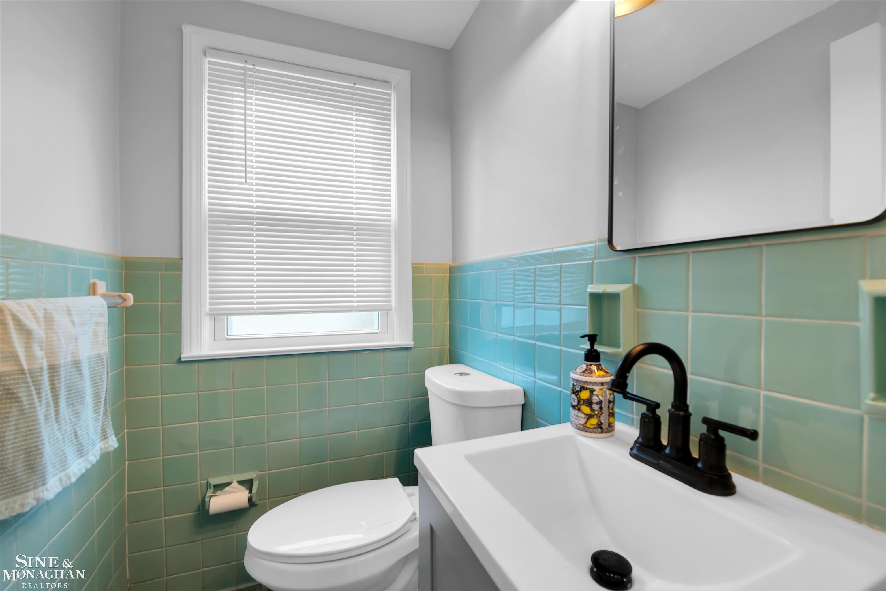 850 Harcourt Road Grosse Pointe, MI 48230 - Photo 9 of 54 50128801-35838056-9f9c-428e-9982-9bd07d287a15.JPG