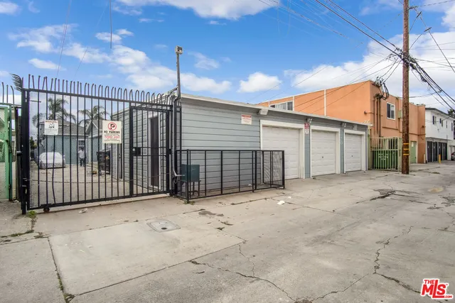 $1,759,000 | 1706 Sherman Place, Long Beach, CA 90804