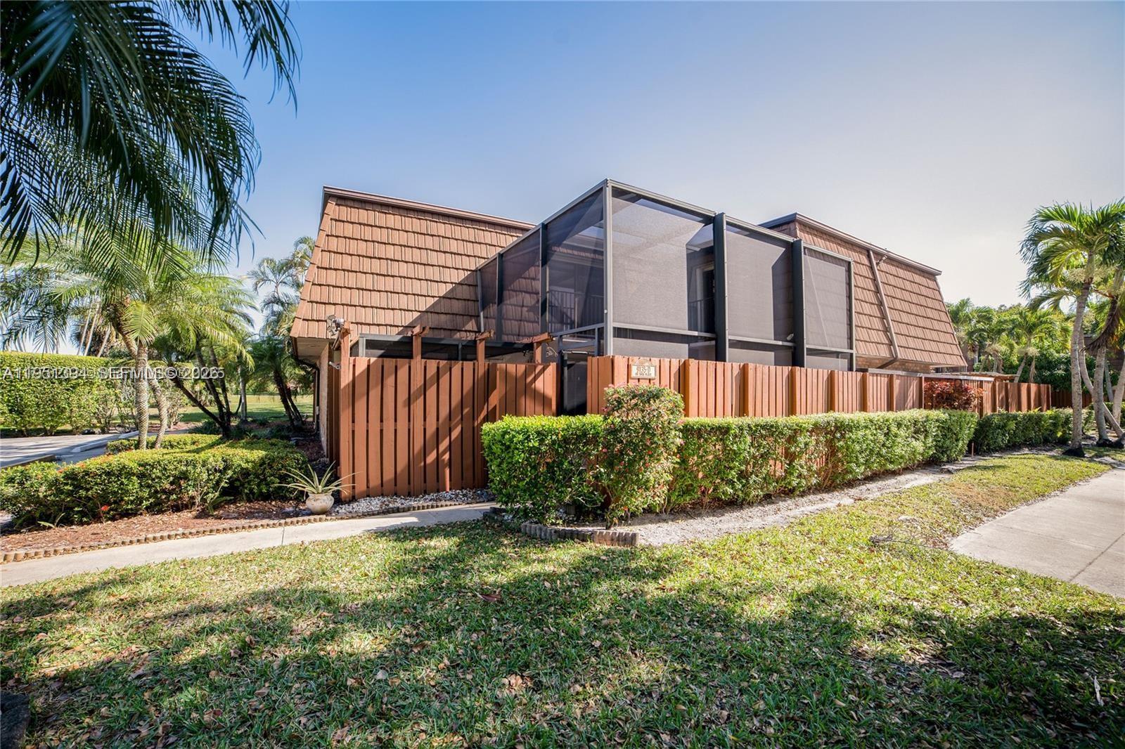 9135 Southwest 20th Place, Unit D Davie, FL 33324 - Photo 2 of 23