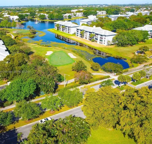 $439,900 | 9135 Southwest 20th Place, Unit D, Davie, FL 33324