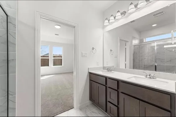 $2,800 | 3100 Leatherwood Lane, Royse City, TX 75189