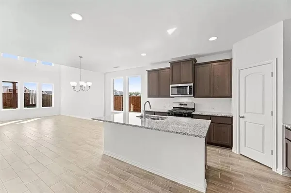 $2,800 | 3100 Leatherwood Lane, Royse City, TX 75189