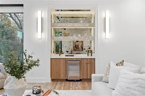 $3,250,000 | 2608 West 118th Street, Leawood, KS 66211