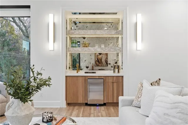 $3,250,000 | 2608 West 118th Street, Leawood, KS 66211