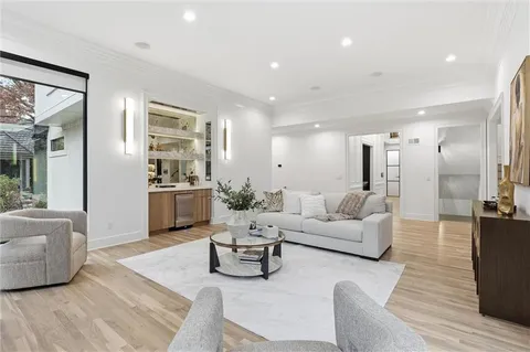 $3,250,000 | 2608 West 118th Street, Leawood, KS 66211