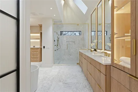 $3,250,000 | 2608 West 118th Street, Leawood, KS 66211