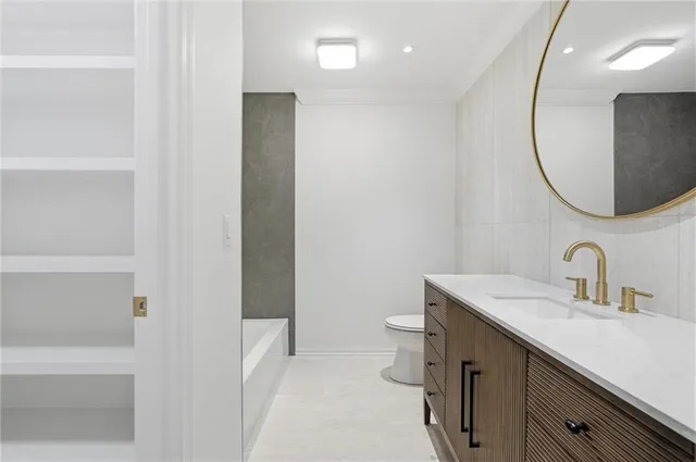 $3,250,000 | 2608 West 118th Street, Leawood, KS 66211