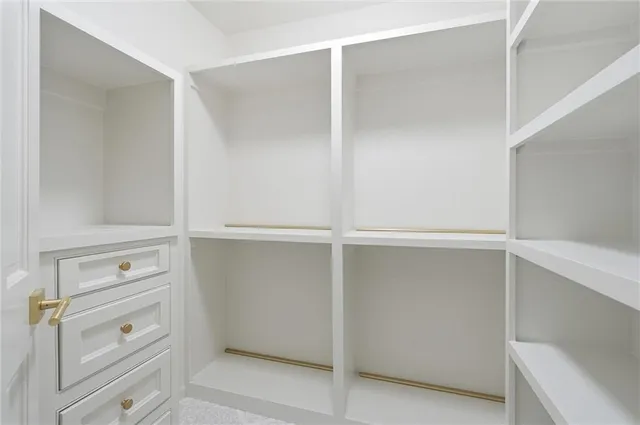 $3,250,000 | 2608 West 118th Street, Leawood, KS 66211