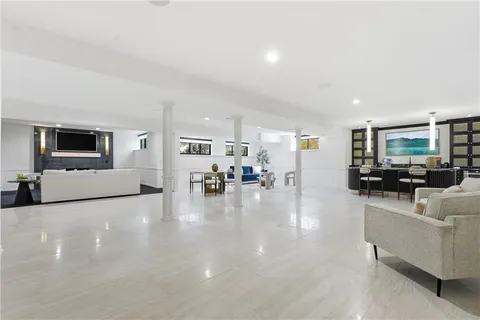 $3,250,000 | 2608 West 118th Street, Leawood, KS 66211