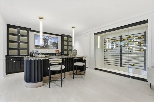 $3,250,000 | 2608 West 118th Street, Leawood, KS 66211