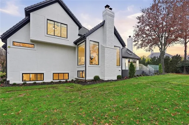 $3,250,000 | 2608 West 118th Street, Leawood, KS 66211