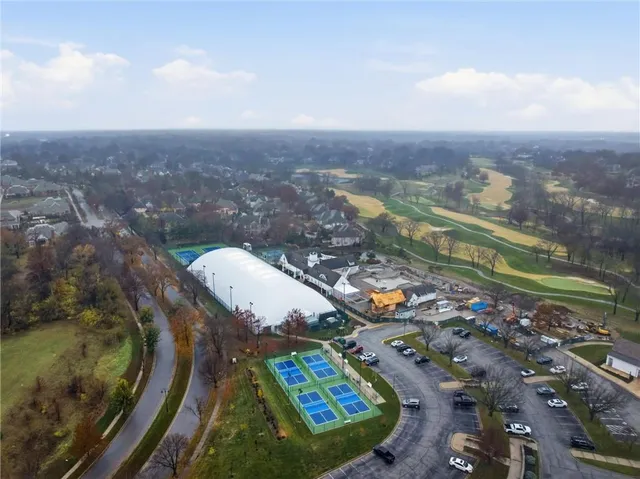 $3,250,000 | 2608 West 118th Street, Leawood, KS 66211