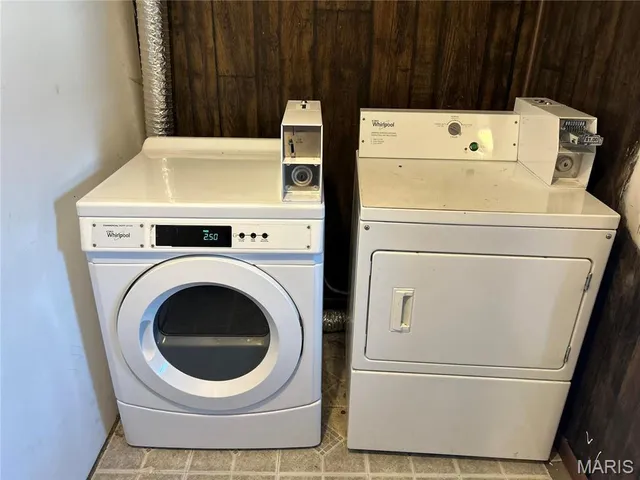 $725,000 | 135 Highway 72, Unit 1 20, Bunker, MO 63629