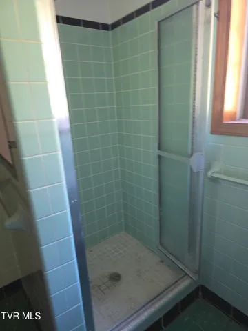 $159,900 | 211 Carroll Drive, Fries, VA 24330