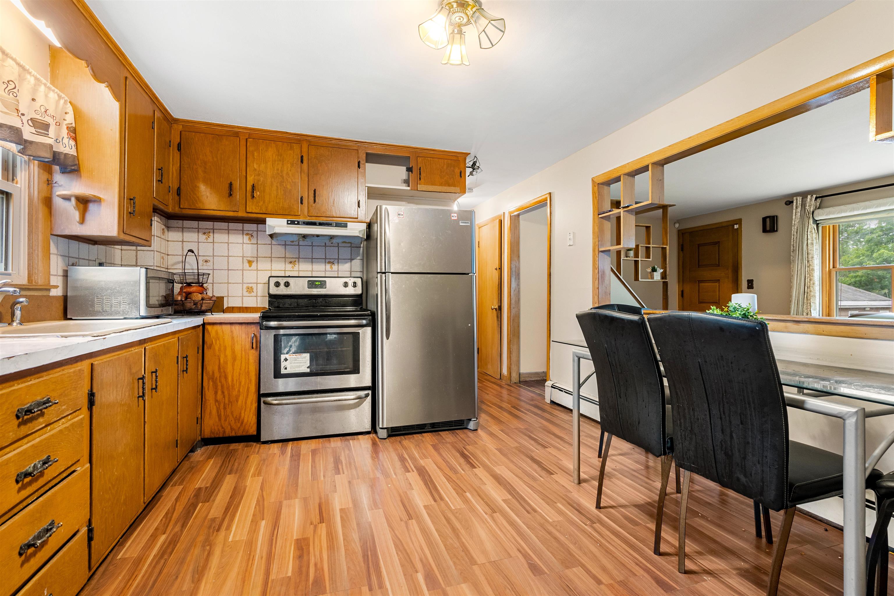 57 Edouard Street Manchester, NH 03103 - Photo 4 of 9