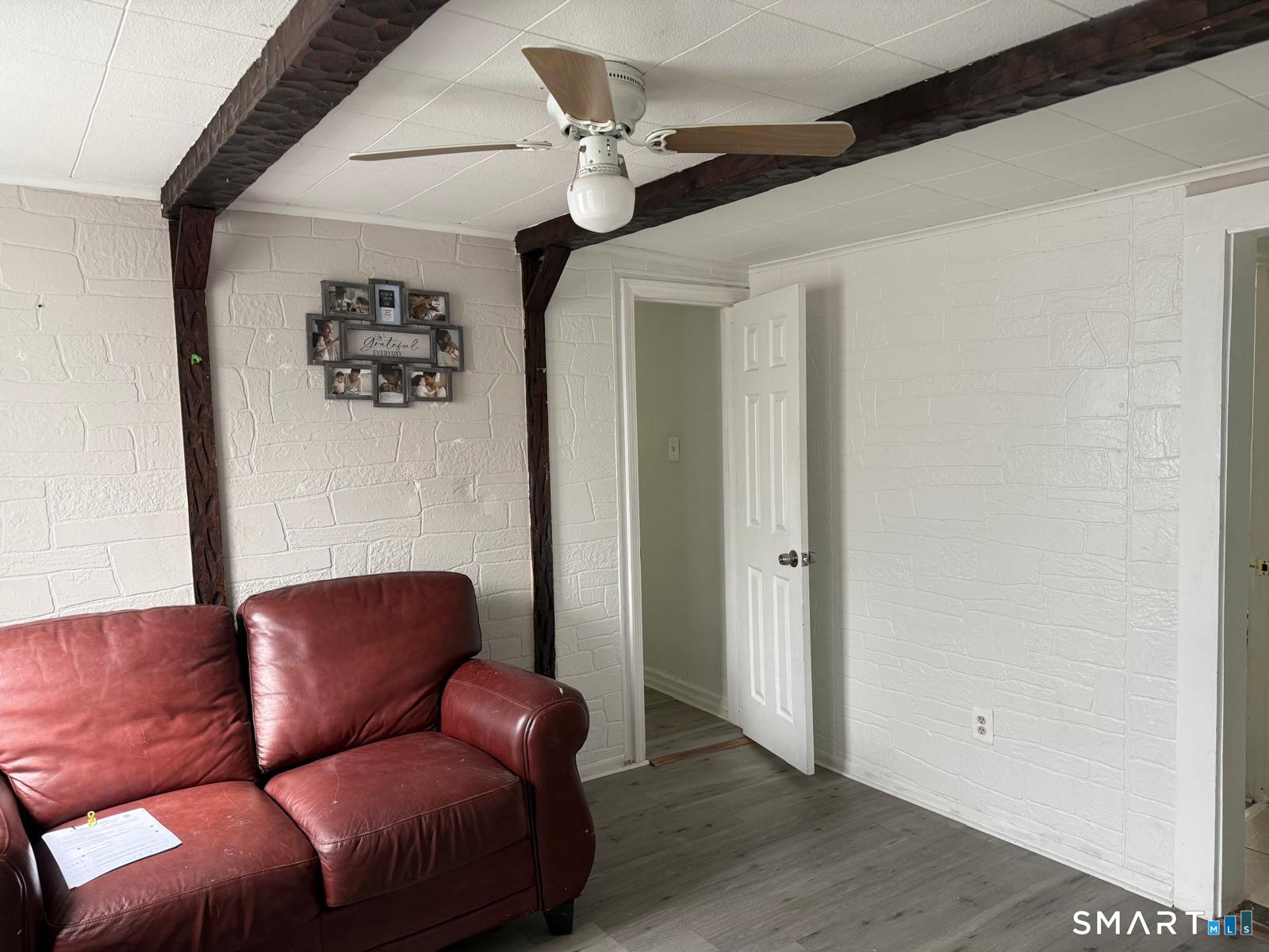 293 Congress Avenue Waterbury, CT 06708 - Photo 5 of 13