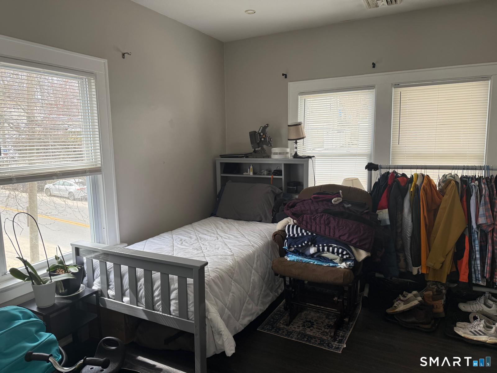 293 Congress Avenue Waterbury, CT 06708 - Photo 6 of 13