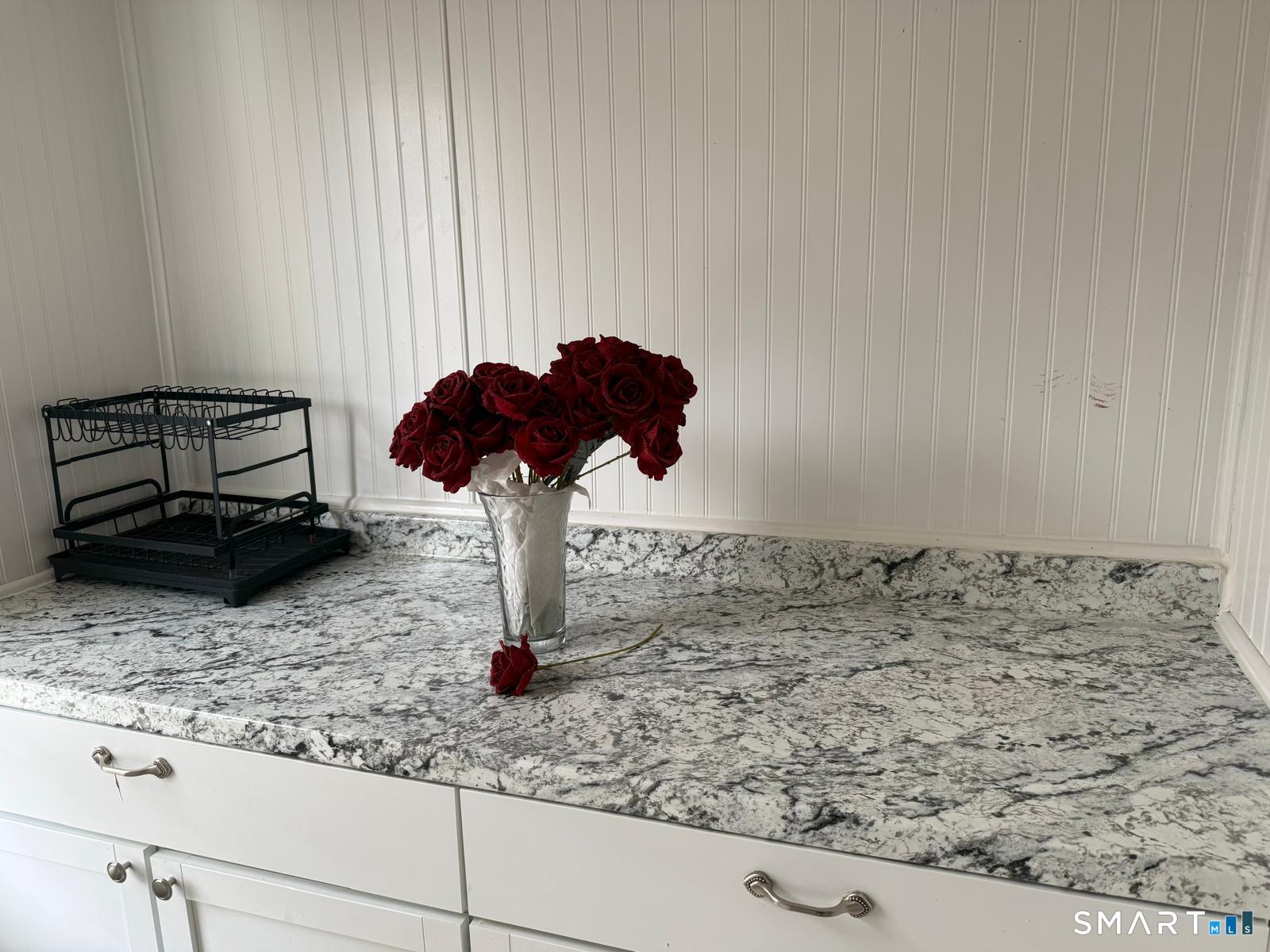 293 Congress Avenue Waterbury, CT 06708 - Photo 9 of 13